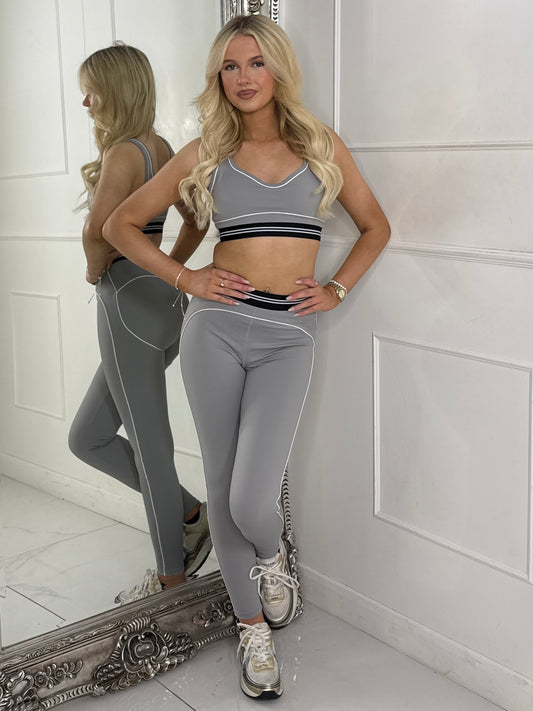 Contour Lined Detail Leggings & Sports Bra Gym Set - Grey