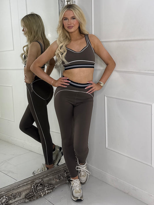 Contour Lined Detail Leggings & Sports Bra Gym Set - Brown