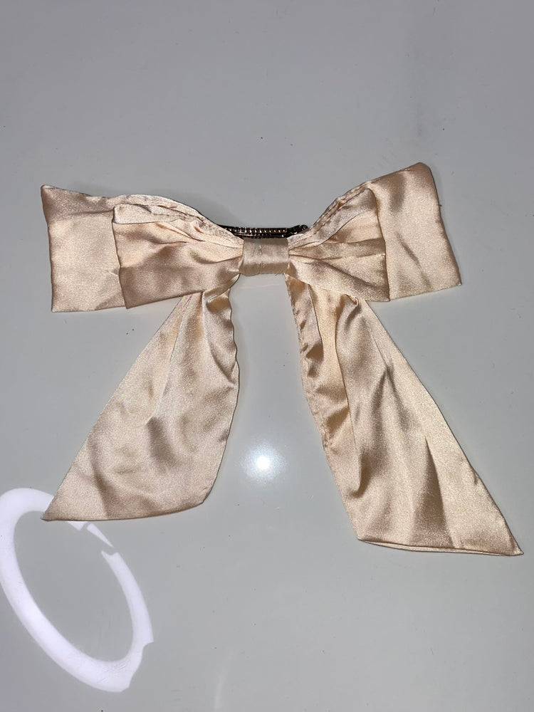 Small Hair Bow - Beige Satin