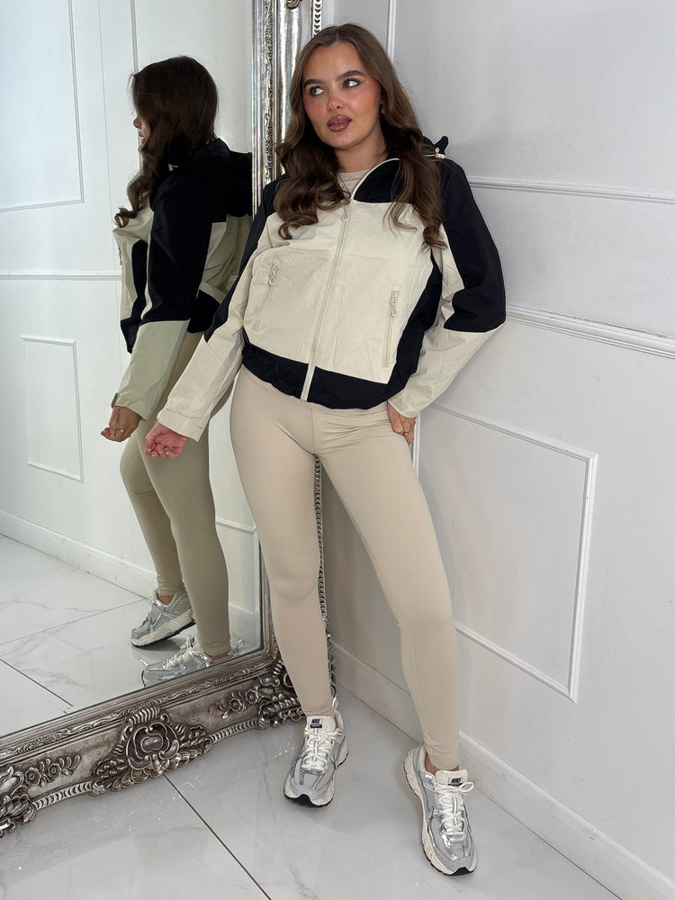 Block Colour Contrast Jacket - Beige/Black