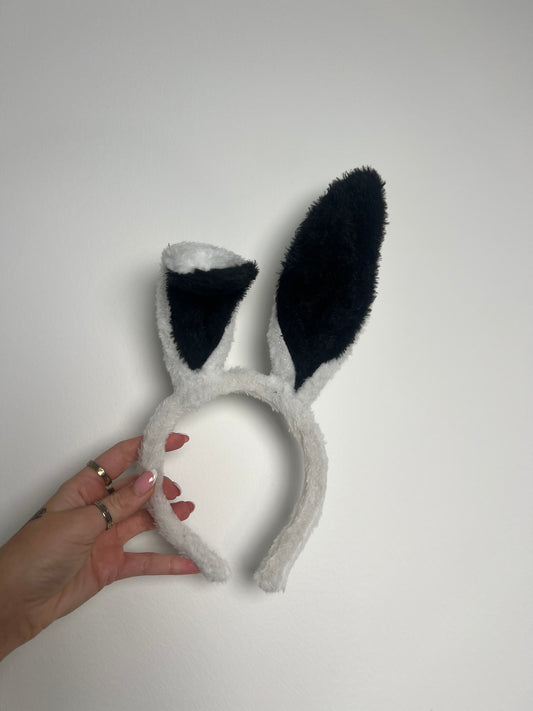 Furry Bunny Ears - White/Black