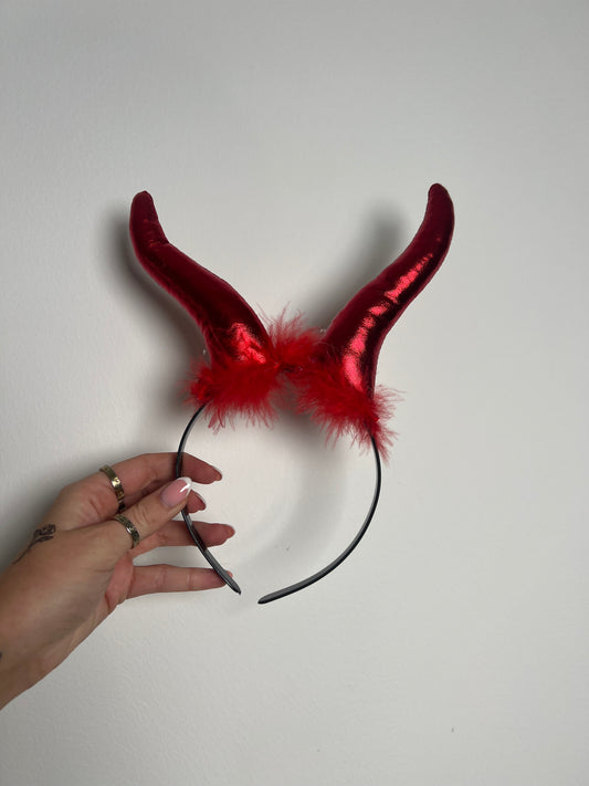 Long Devil Horns - Red