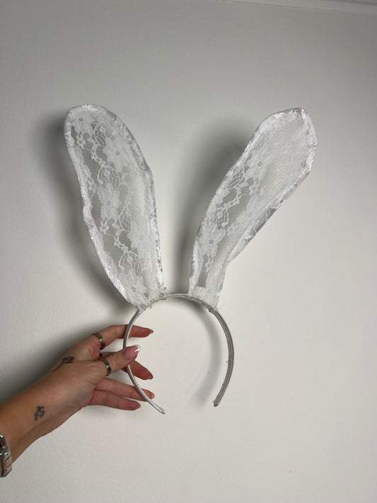 Lace Bunny Ears - White