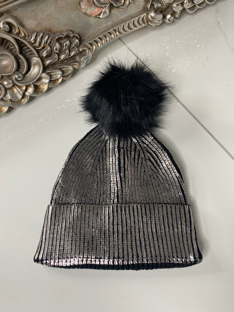 Metallic Bobble Hat - Black/Silver