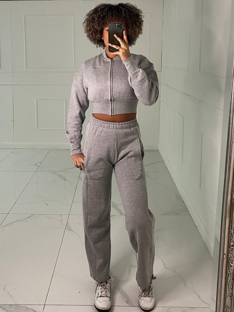 Embroidered Detail Cropped Sweatshirt Tracksuit - Light Grey